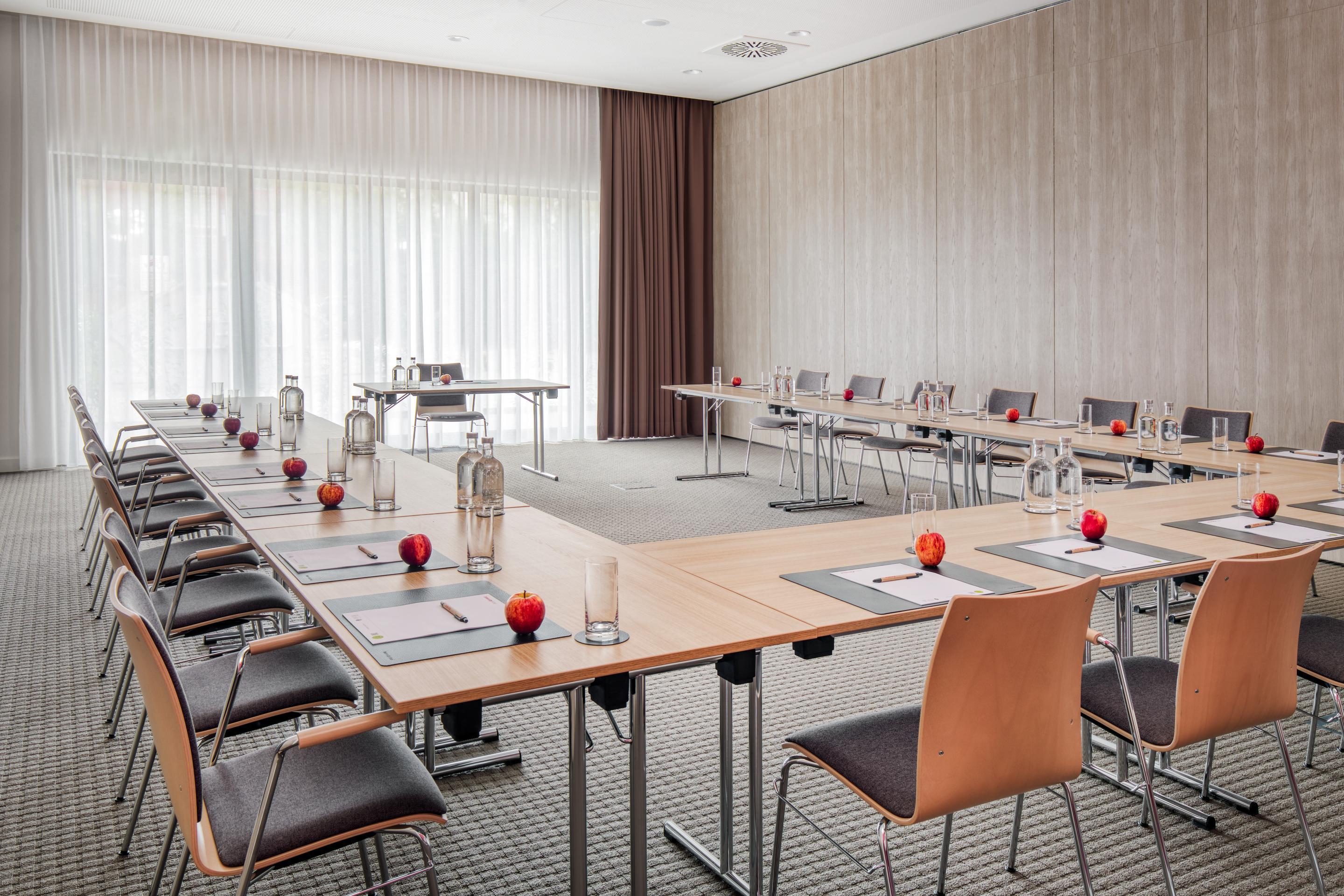 Intercityhotel ساربروكن المظهر الخارجي الصورة