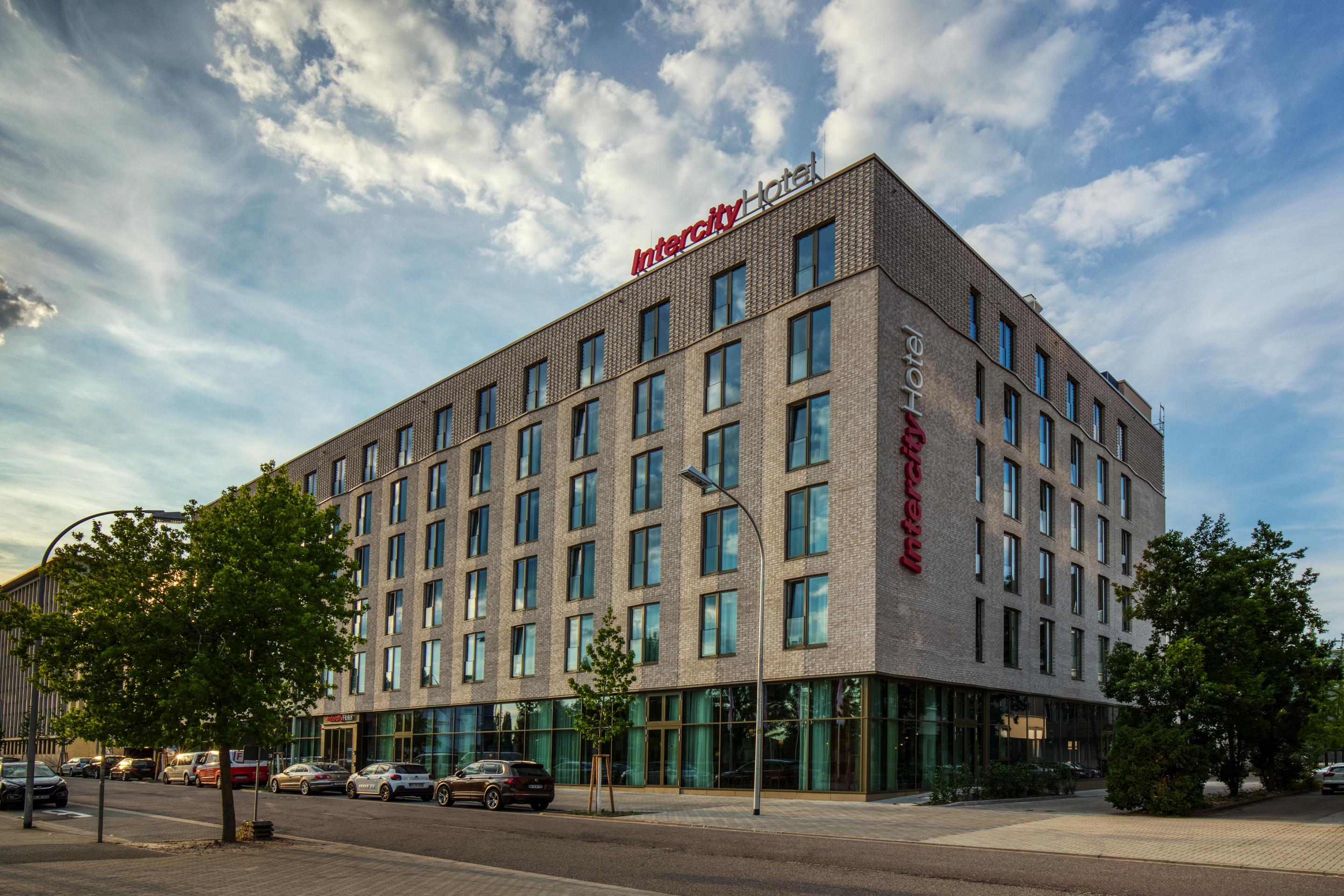 Intercityhotel ساربروكن المظهر الخارجي الصورة