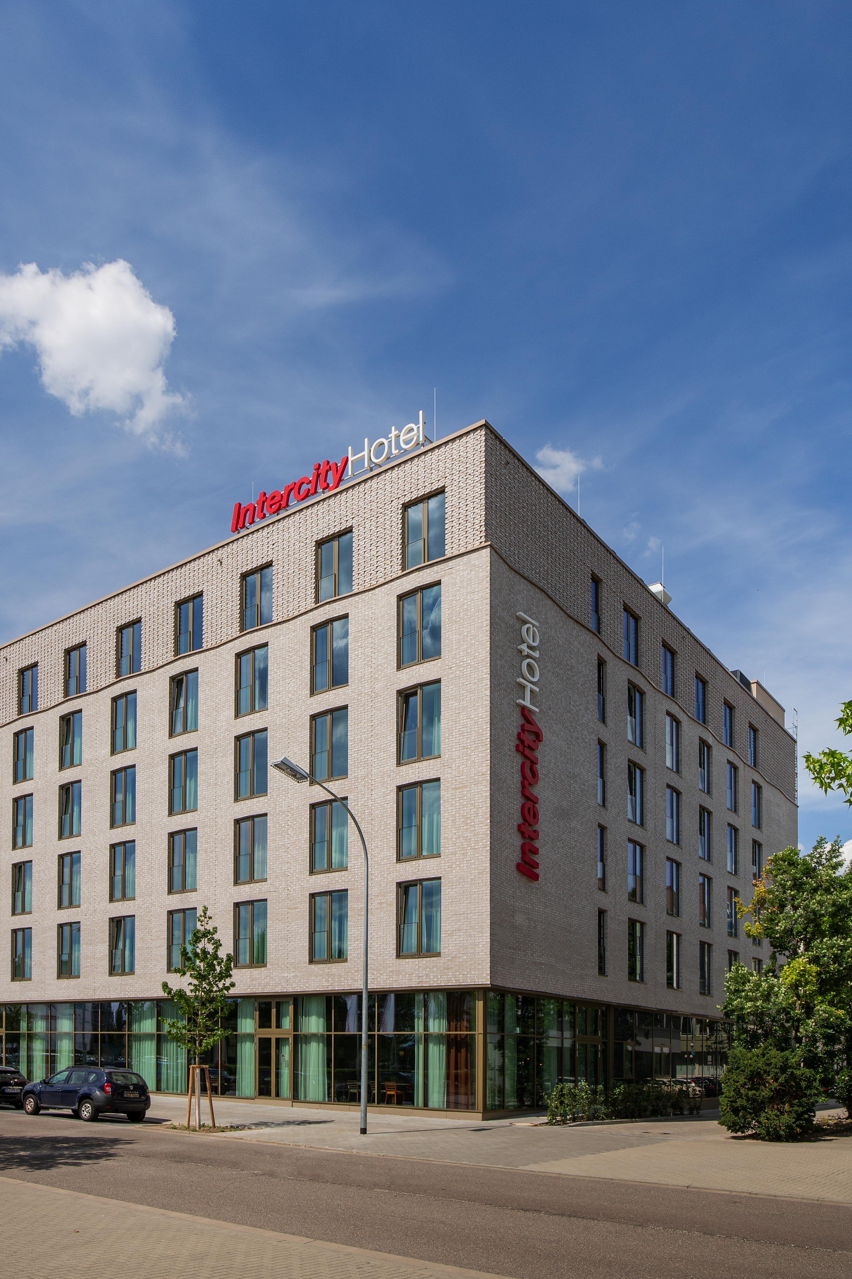 Intercityhotel ساربروكن المظهر الخارجي الصورة